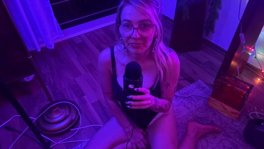 Soph Stardust ASMR - Triggers & Body Tapping On My Knees