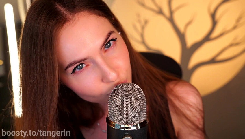 Tangerin ASMR - 13 November 2025 - Ear Licking - Lipping & Eye Contact