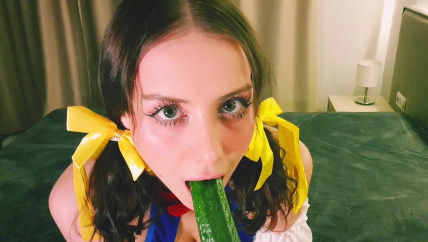 Trisha ASMR – I’m Getting Naughty Tonight | Cucumber Blowjob