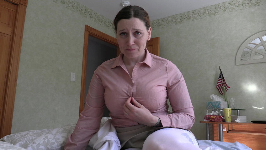 Bettie Bondage - Dr. Mom and the Anal Semen Extraction
