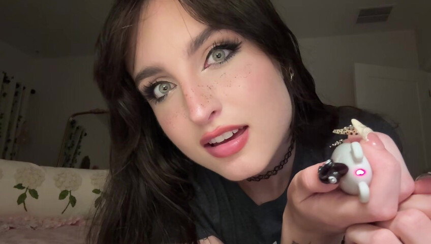 Beebee ASMR - 2 June 2026 -  Upclose LOFI ASMR (Fast Tapping, Unpredictable Triggers