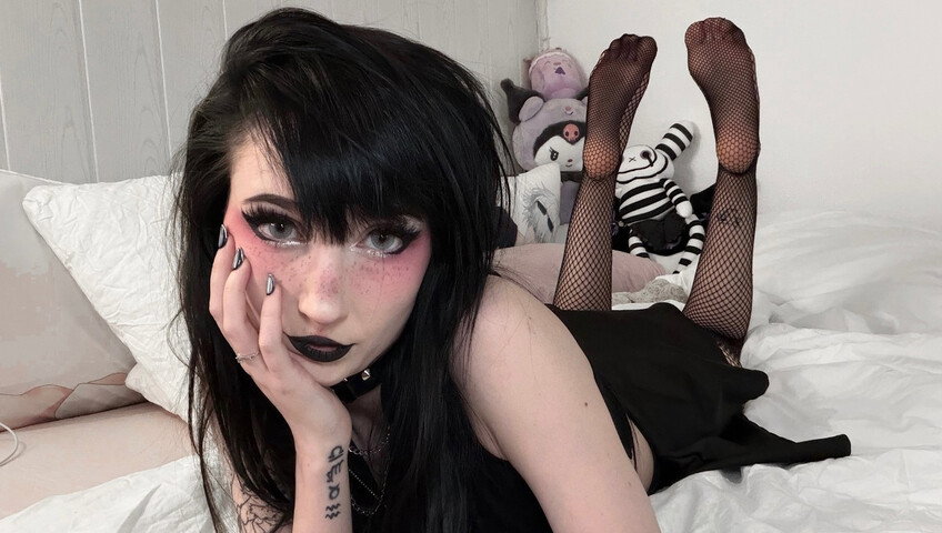 NanaNightray ASMR - Your Goth Gf is Jealous and NEEDS Attention