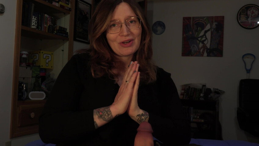 Bettie Bondage - Am I Small, Step-Mom?
