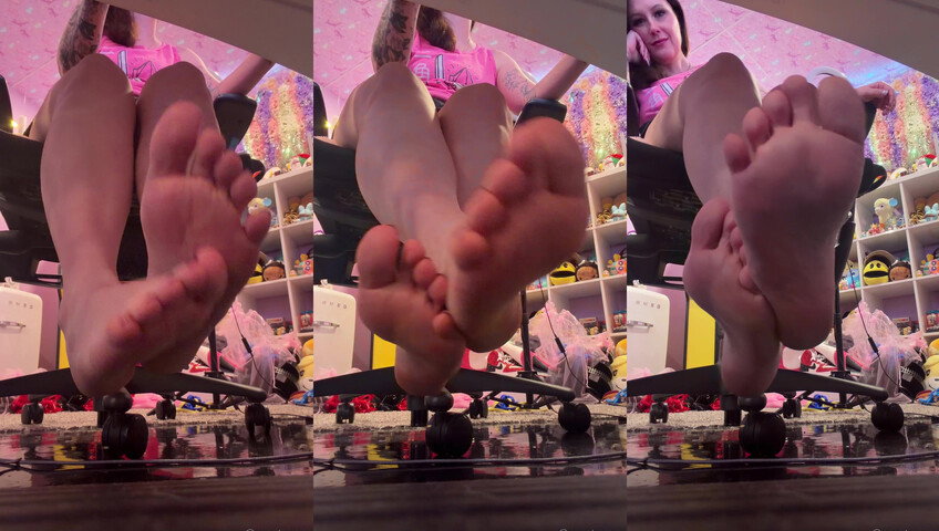 Meg Turney - Under the Desk PPV